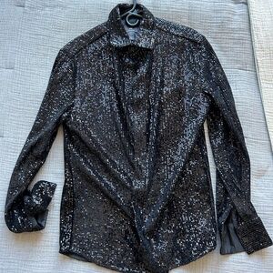 Like new men’s H&M sequin black top. Size M